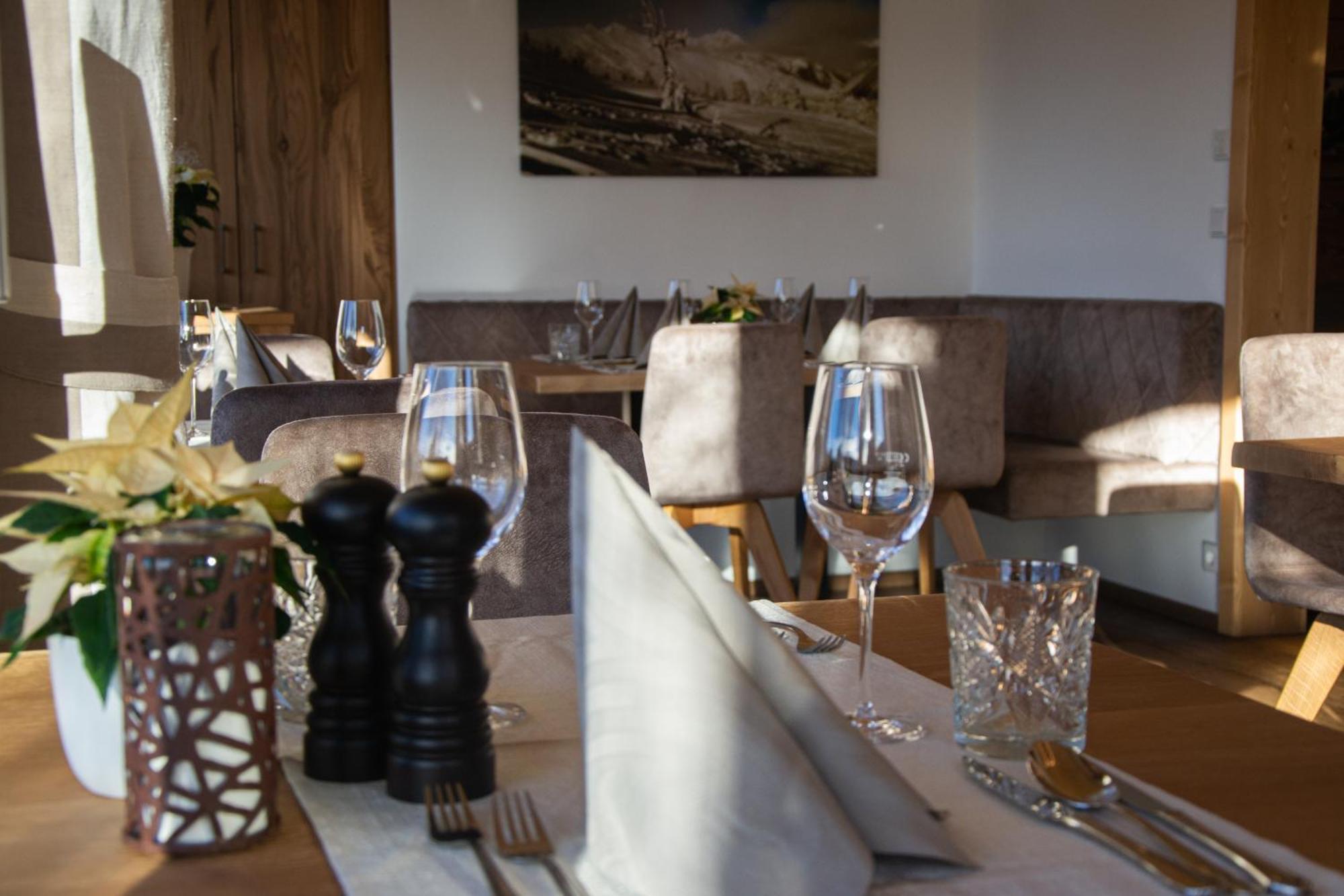 Hotel Haeuserl Im Wald マリアプファル エクステリア 写真