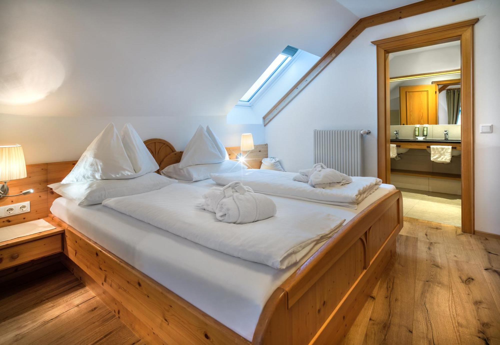 Hotel Haeuserl Im Wald マリアプファル エクステリア 写真