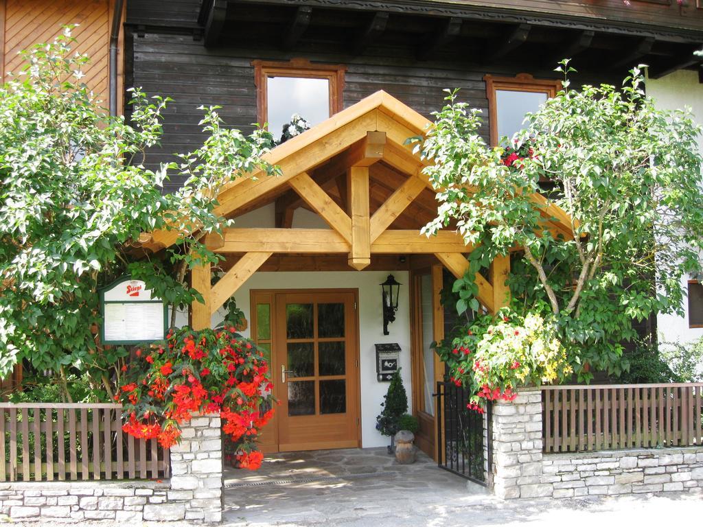Hotel Haeuserl Im Wald マリアプファル エクステリア 写真
